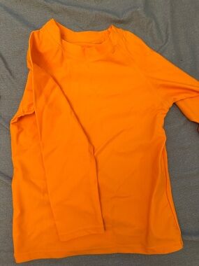 Kids Long Sleeve rash guard size 4T